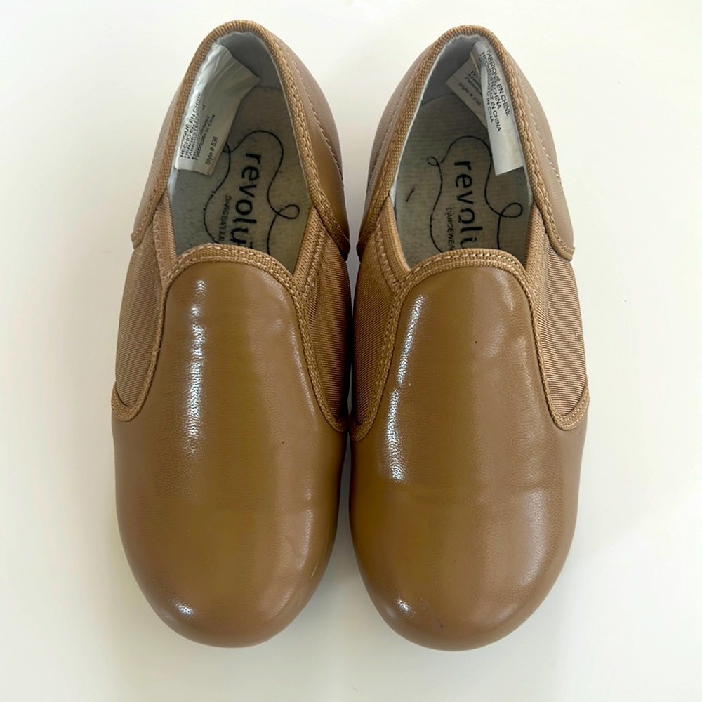 Revolution Dancewear Tan Tap Shoes; Size 13 (child); Style #536; EUC